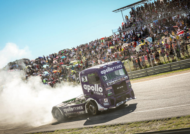 Foto Un 2023 a toda velocidad.